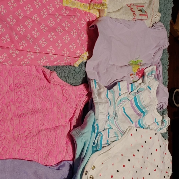 Lot 7 18 months - Picture 3 of 3